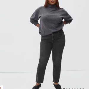 Everlane the curvy cheeky straight jean washed black